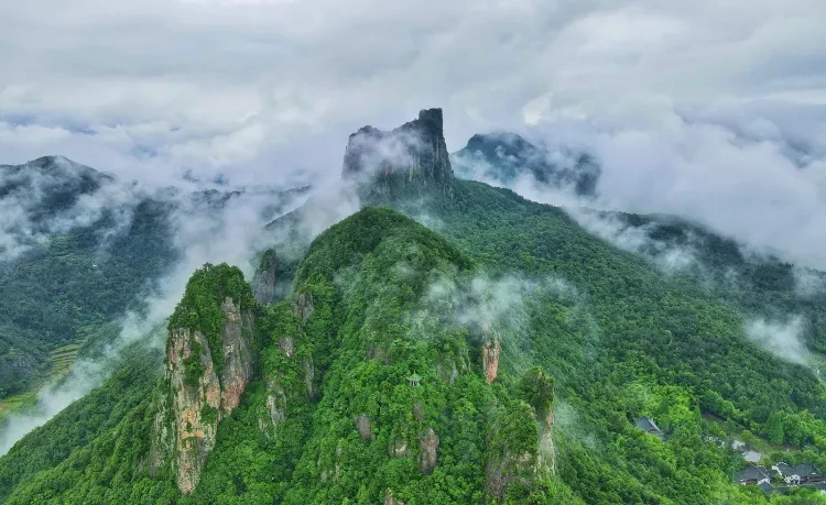 https://p-storage.shanhaitong.com/xm/xmi/ua/1GKqa/i/75b2e5767c8665a0234dcab09041b3c7-sz_402981.jpg?x-oss-process=image/resize,w_750/format,webp